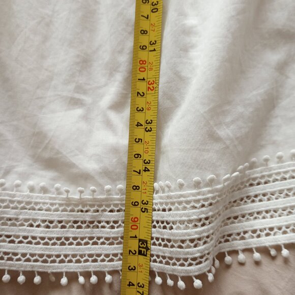 Elegant White Belted Dress - Picture 5 of 7